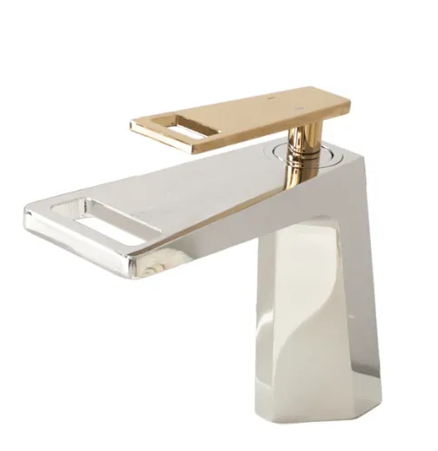DELTA Single Hole Bathroom Faucet - F11132